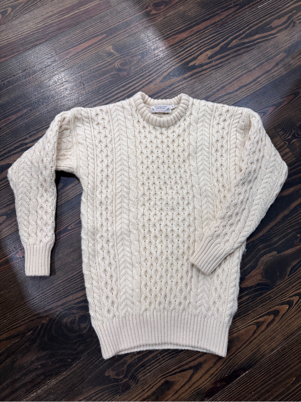 Men's Cable-Knit Crewneck Sweater